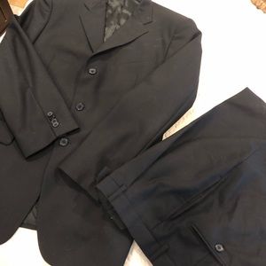 Men's black two piece suit Joseph abboud